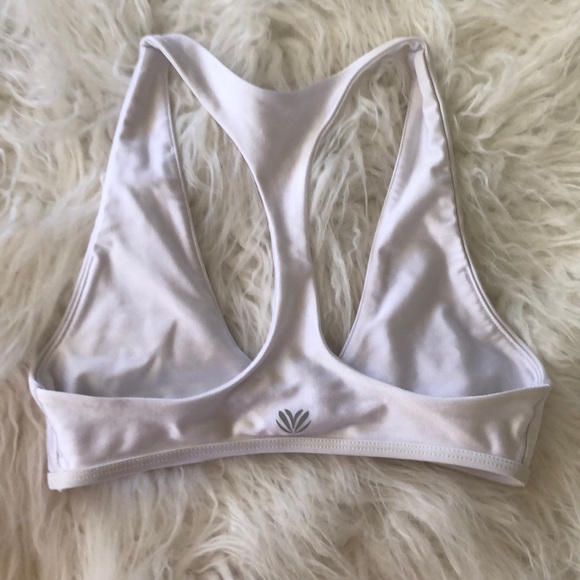 BOGO Forever 21 White racerback Swimsuit NWOT size XS - Picture 3 of 4